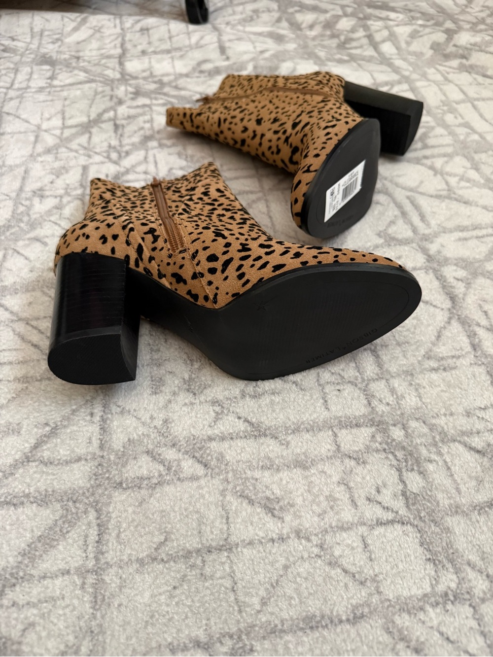Gibson & Latimer Leopard Print Block Heel Booties Size 8 Western Boho Chic - Picture 6 of 9